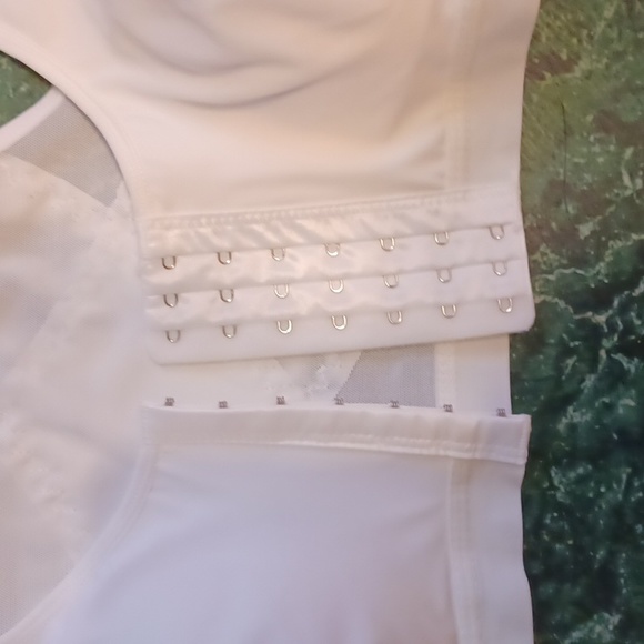 Embraced bra white size extra large back support bra white set of 2 - Picture 2 of 7